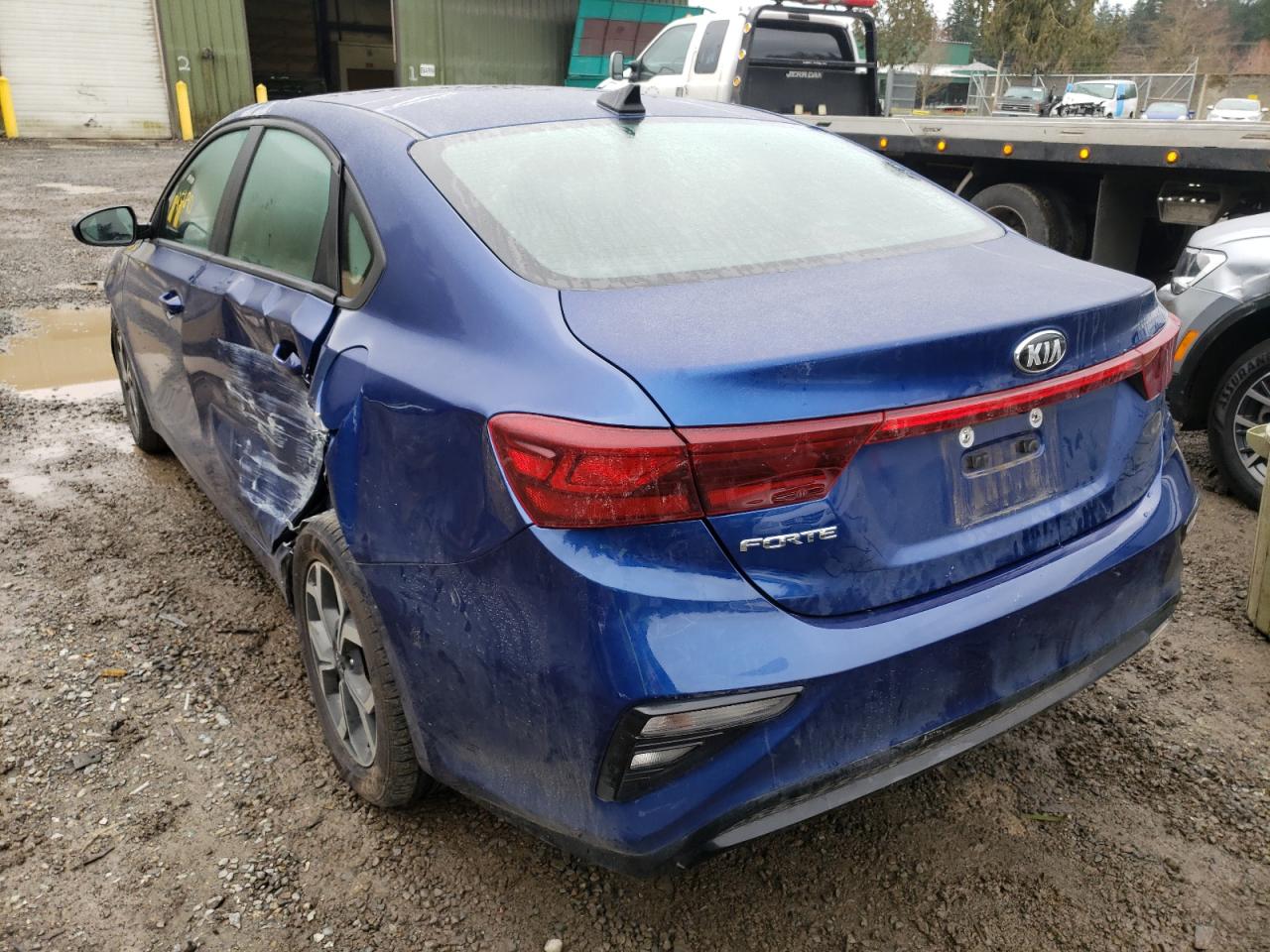 Photo 3 from auction – 2021 KIA FORTE FE with VIN 3KPF24AD8ME268014