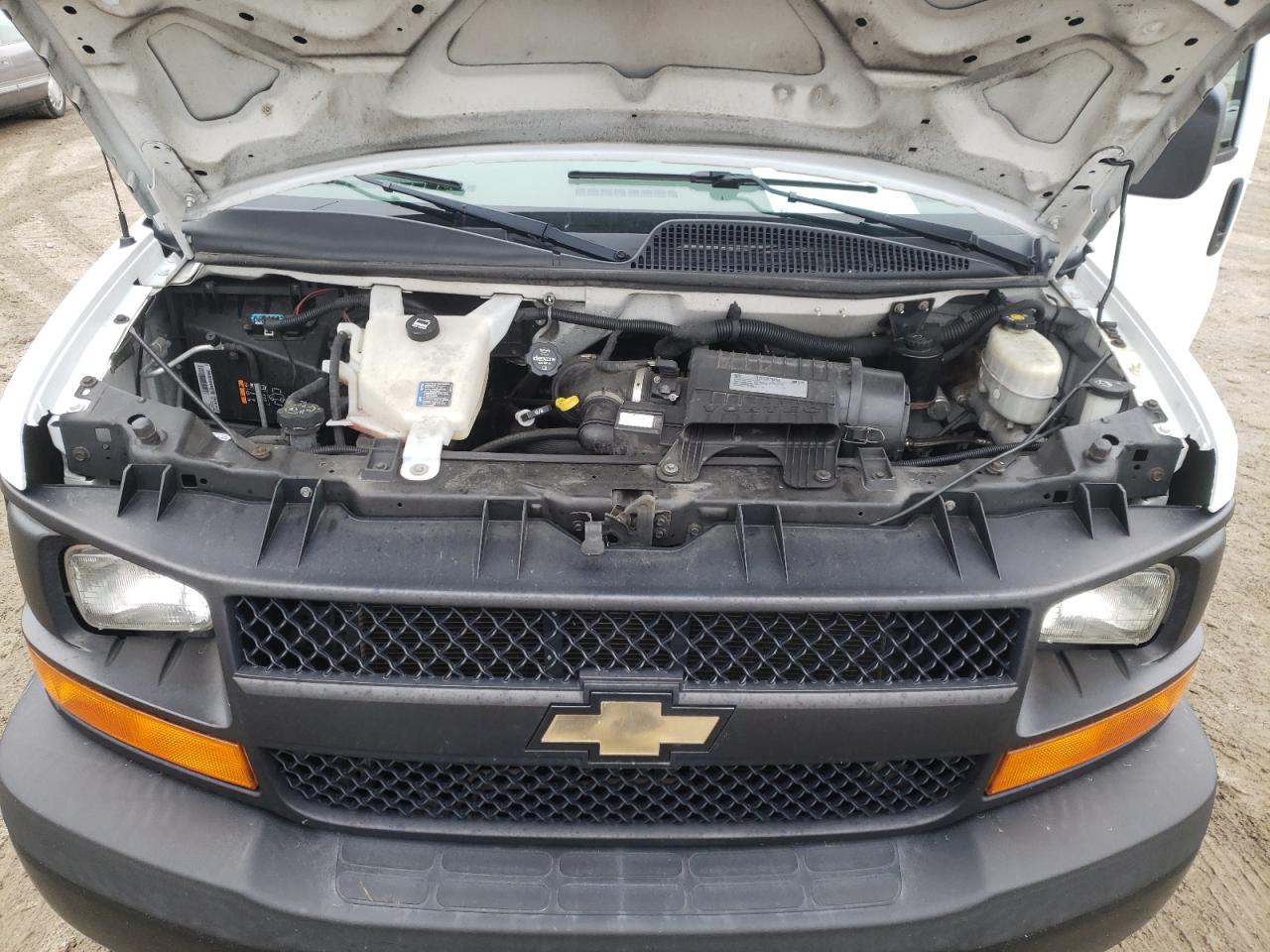 Photo 7 from auction – 2016 CHEVROLET EXPRESS G2 with VIN 1GCWGAFF4G1304962