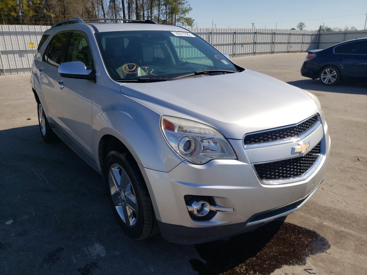 CHEVROLET EQUINOX LT 2014 with VIN 2GNFLHE38E6298080 - Photo from auction