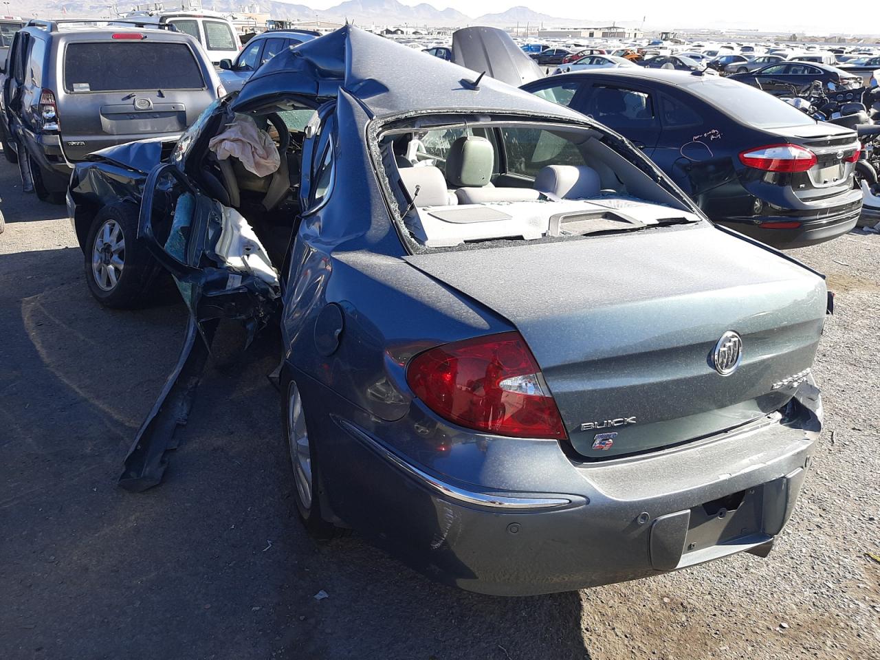 Photo 3 from auction – 2006 BUICK LACROSSE C with VIN 2G4WD582261226244