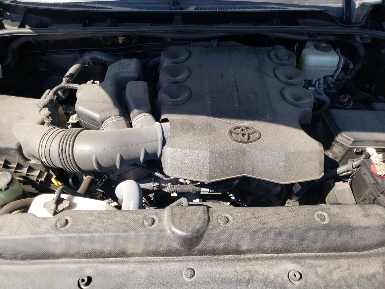 Photo 7 from auction – 2018 TOYOTA 4RUNNER SR with VIN JTEBU5JR7J5568690