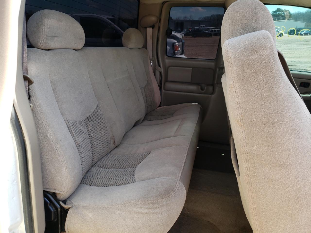Photo 6 from auction – 2004 CHEVROLET 1500 with VIN 1GCEK19T44Z150147