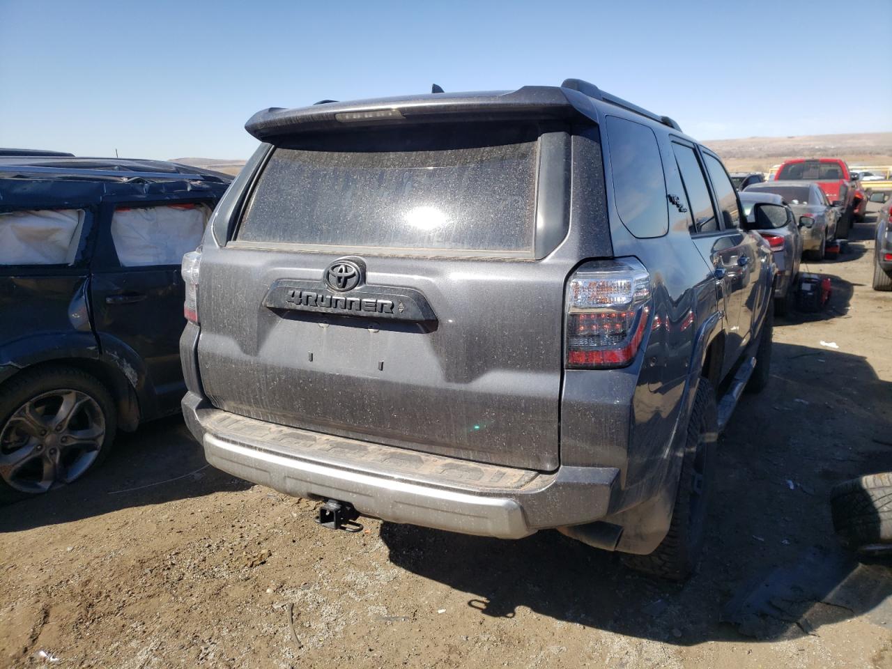 Photo 4 from auction – 2020 TOYOTA 4RUNNER SR with VIN JTEBU5JR0L5807466