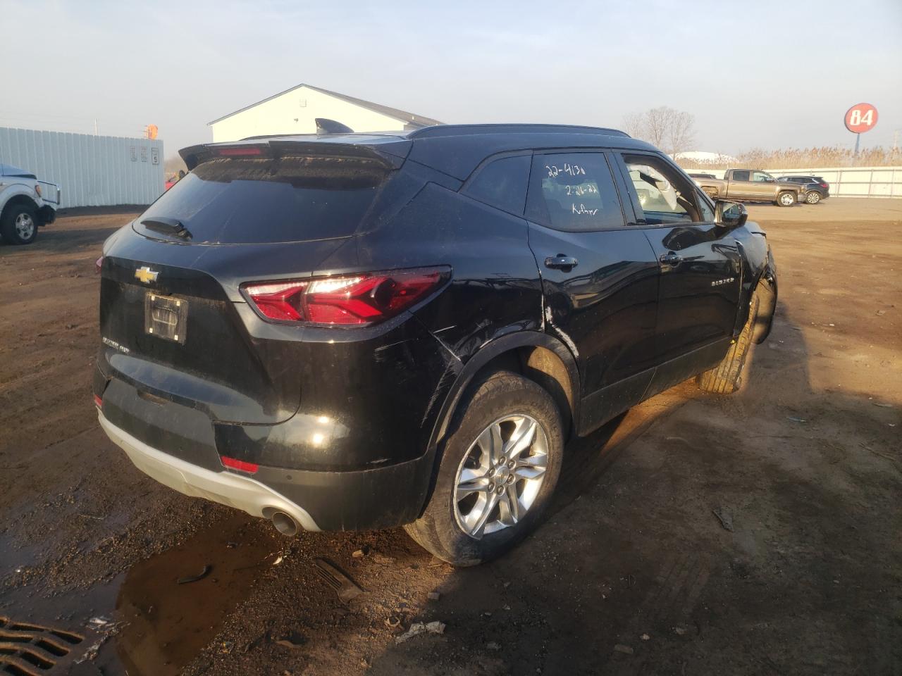Photo 4 from auction – 2021 CHEVROLET BLAZER 3LT with VIN 3GNKBJRS0MS572592