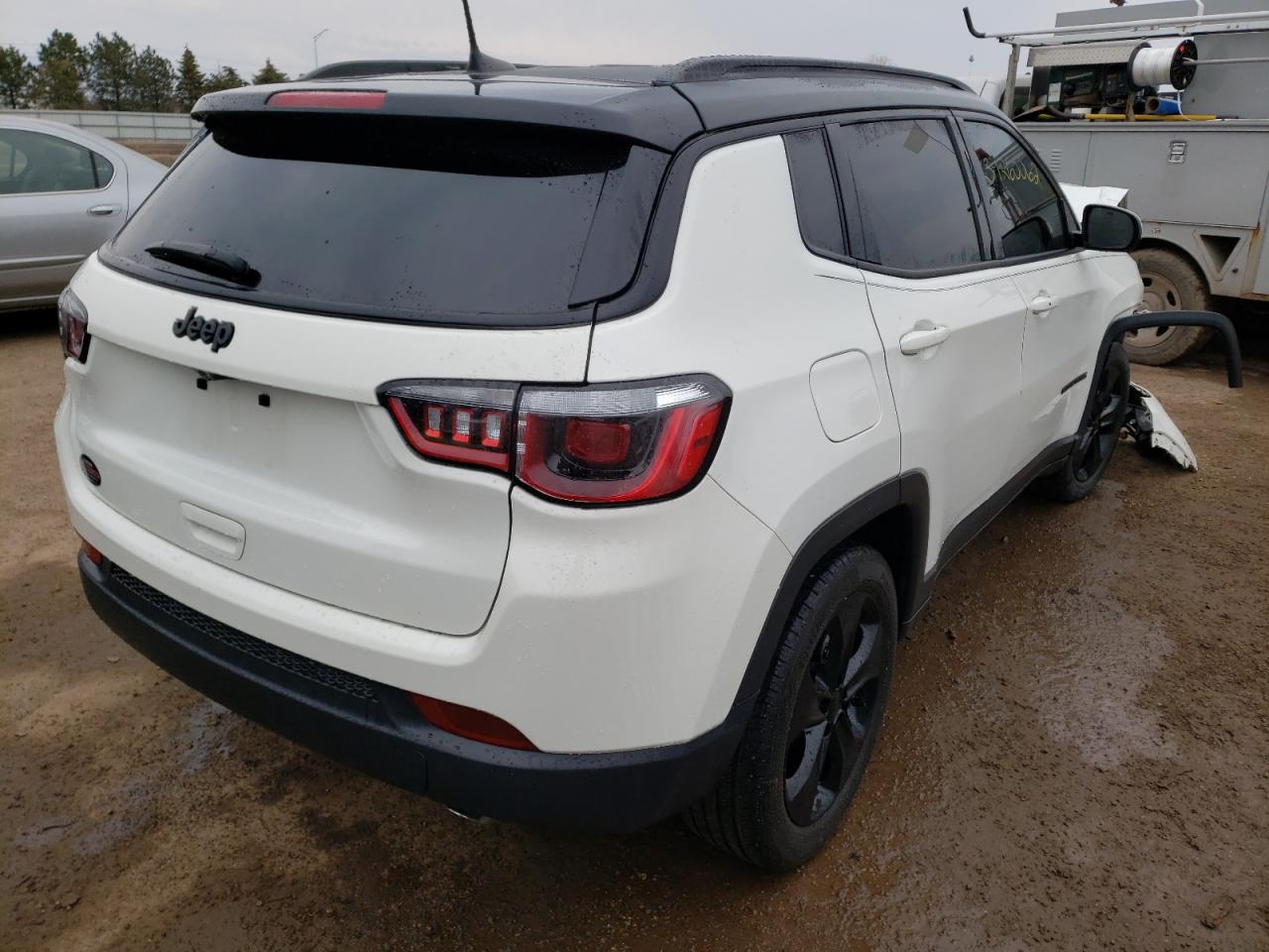 Photo 4 from auction – 2019 JEEP COMPASS LA with VIN 3C4NJCBB7KT727211