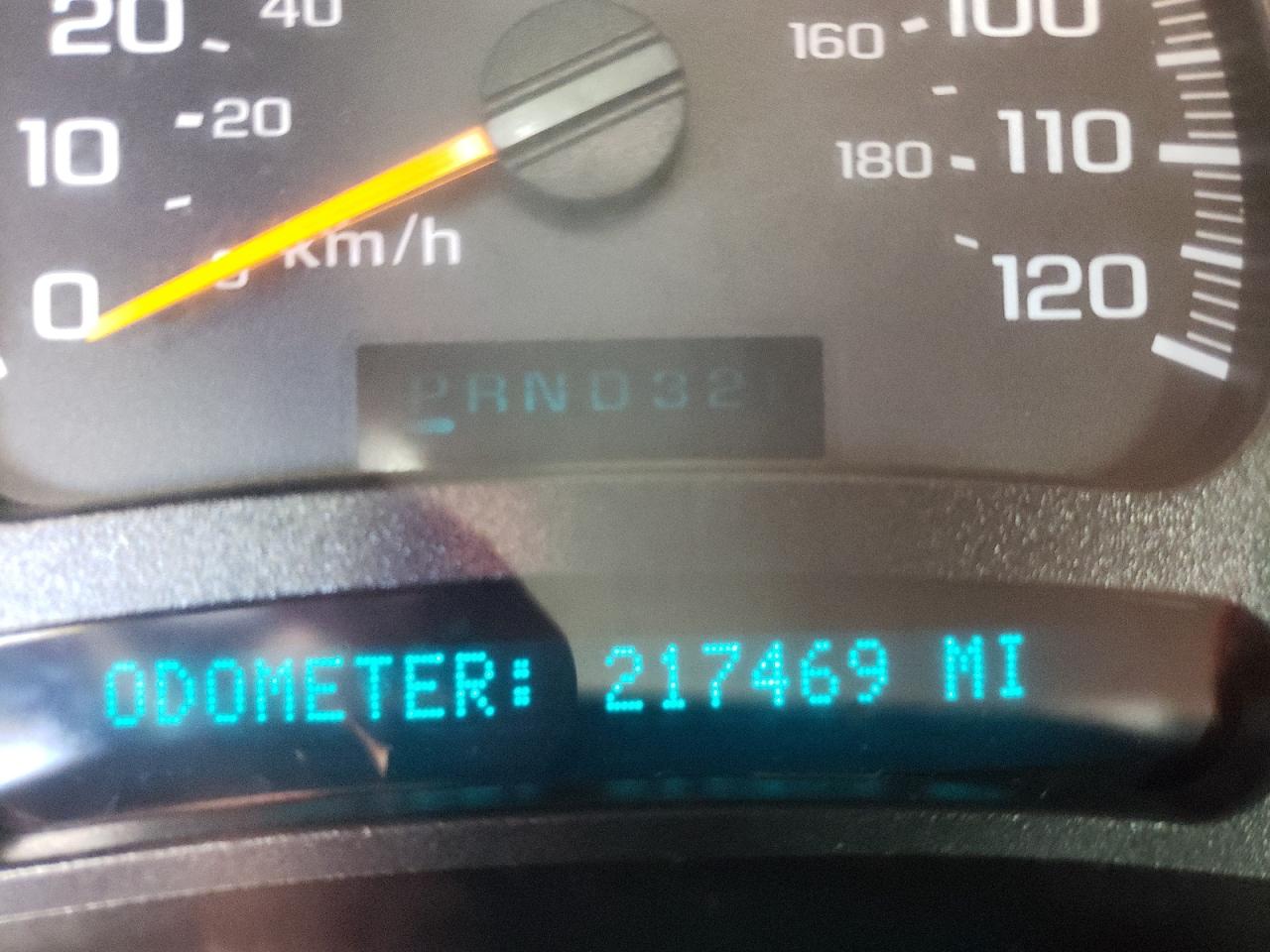 Photo 8 from auction – 2005 GMC NEW SIERRA with VIN 2GTEC13TX51311455