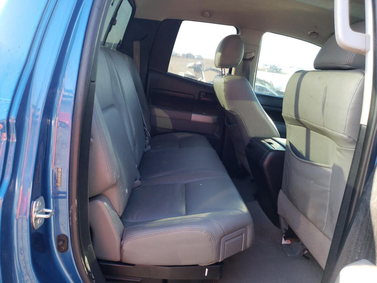 Photo 6 from auction – 2007 TOYOTA TUNDRA DOU with VIN 5TBRV54167S451622