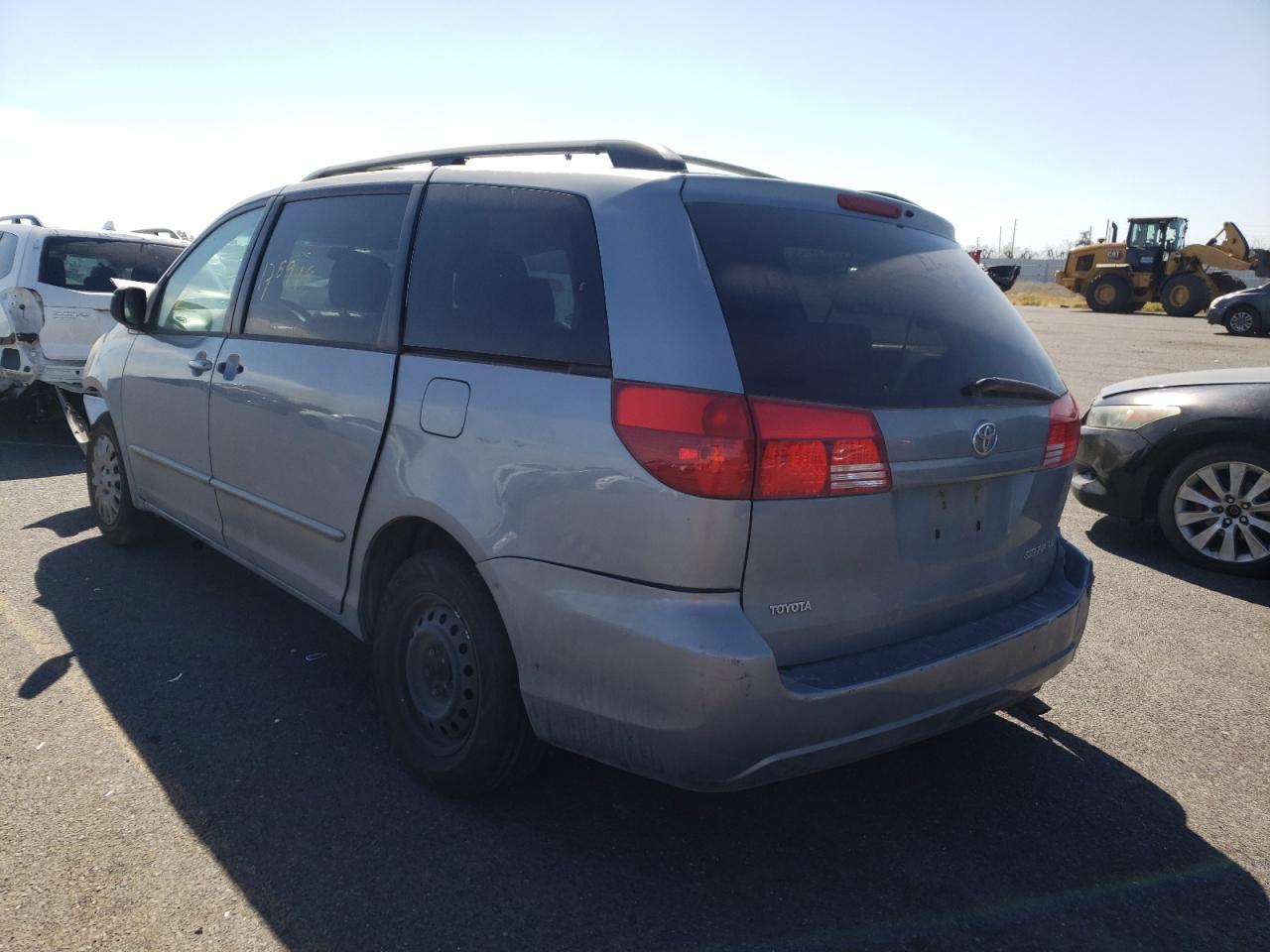 Photo 3 from auction – 2004 TOYOTA SIENNA CE with VIN 5TDZA23C64S024196