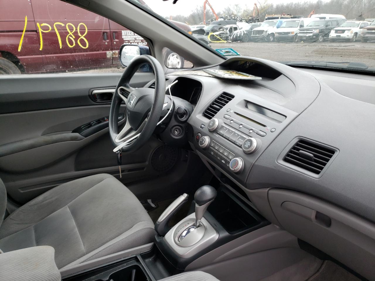 Photo 9 from auction – 2009 HONDA CIVIC with VIN 2HGFA16549H547122