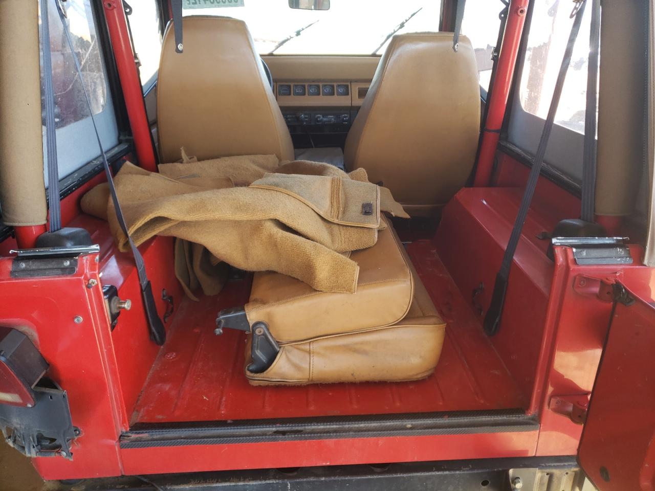 Photo 6 from auction – 1993 JEEP WRANGLER / with VIN 1J4FY19P9PP236330