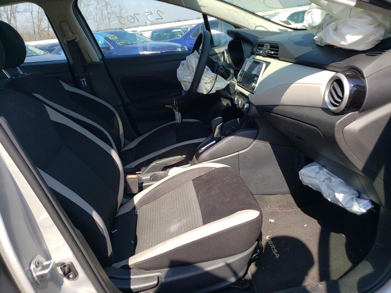 Photo 5 from auction – 2021 NISSAN VERSA SV with VIN 3N1CN8EV8ML841240