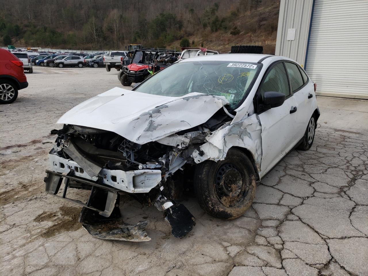 Photo 2 from auction – 2017 FORD FOCUS S with VIN 1FADP3E2XHL298890