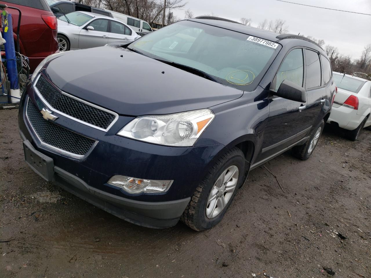 Photo 2 from auction – 2012 CHEVROLET TRAVERSE L with VIN 1GNKVEED8CJ364823