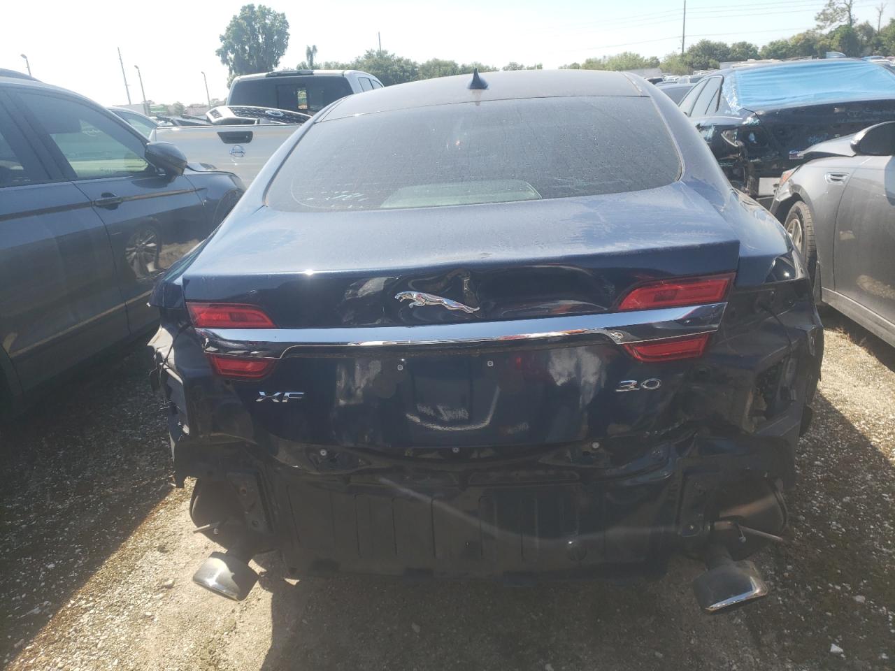 Photo 9 from auction – 2013 JAGUAR XF with VIN SAJWA0E76D8S70422