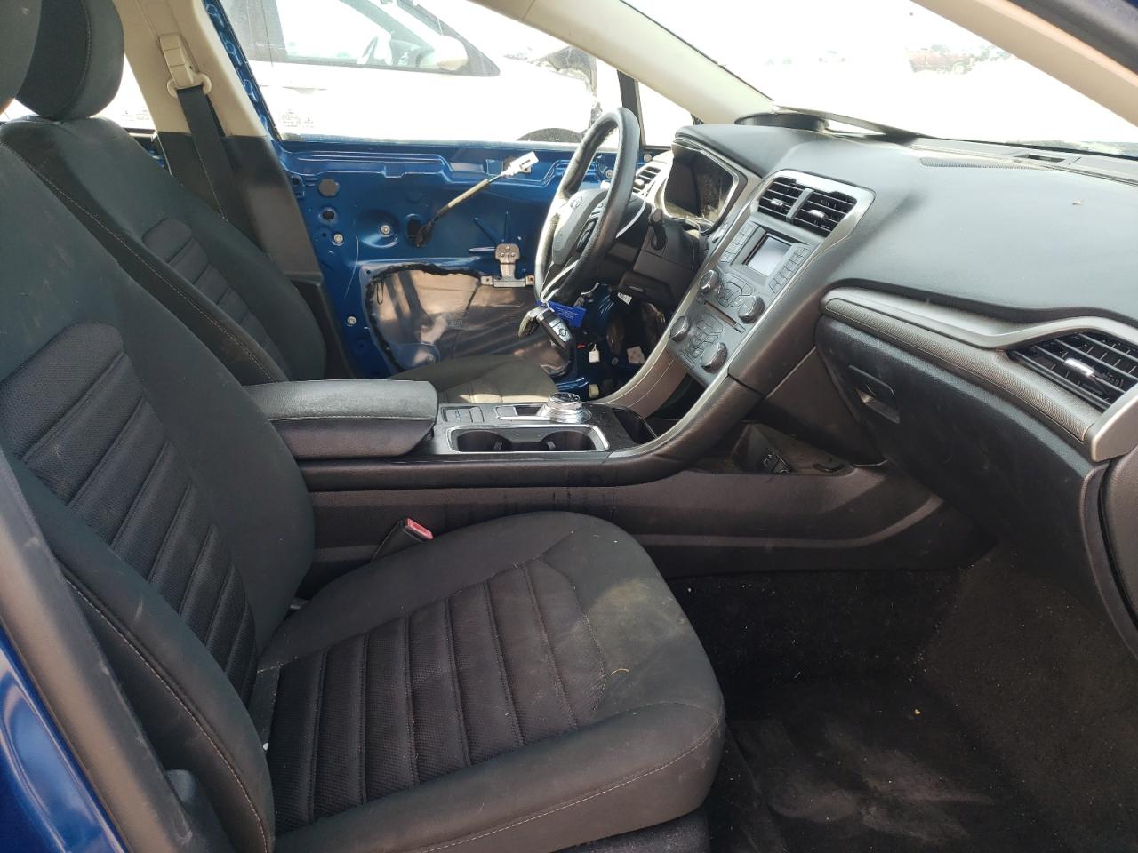 Photo 5 from auction – 2017 FORD FUSION SE with VIN 3FA6P0LU8HR380727
