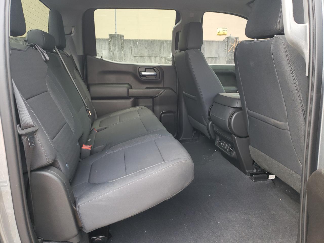 Photo 6 from auction – 2019 CHEVROLET SILVERADO with VIN 3GCPWCED3KG207037
