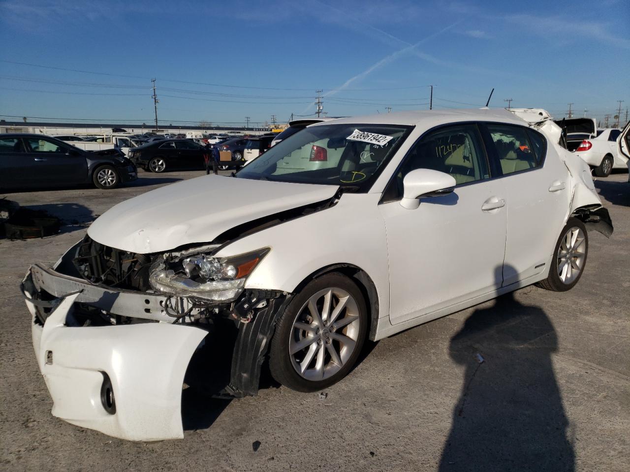 Photo 2 from auction – 2012 LEXUS CT 200 H with VIN JTHKD5BH3C2091026