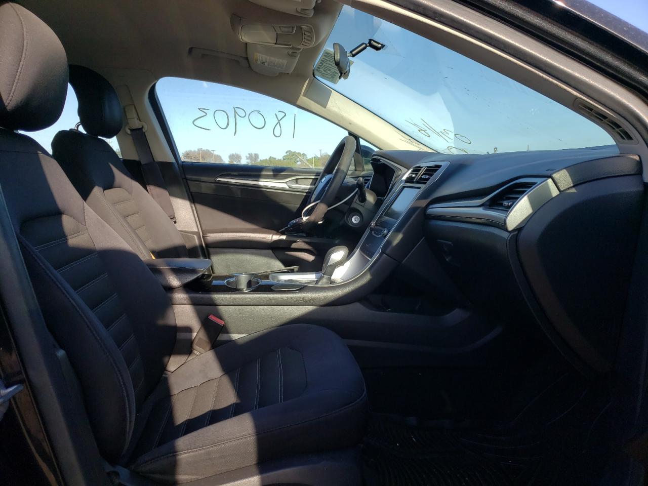 Photo 5 from auction – 2014 FORD FUSION SE with VIN 3FA6P0HD9ER179441