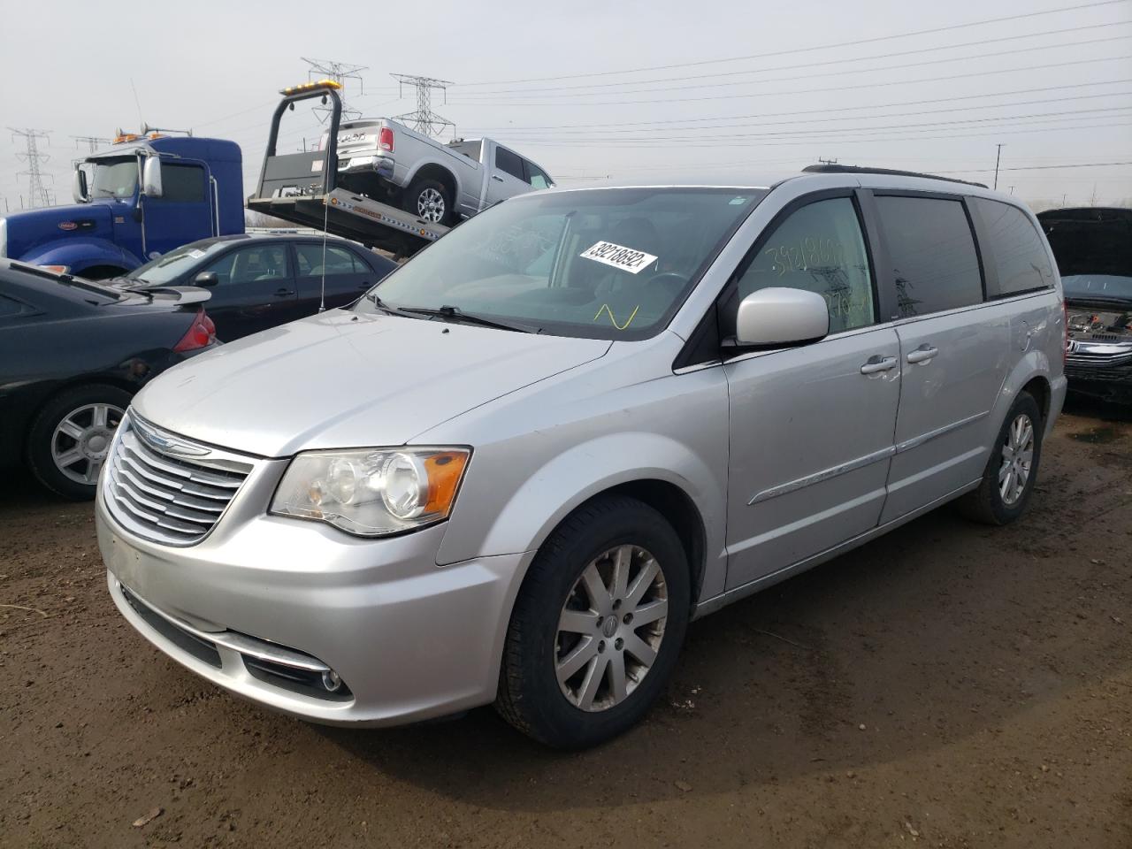 Photo 2 from auction – 2012 CHRYSLER TOWN & COU with VIN 2C4RC1BG8CR233617
