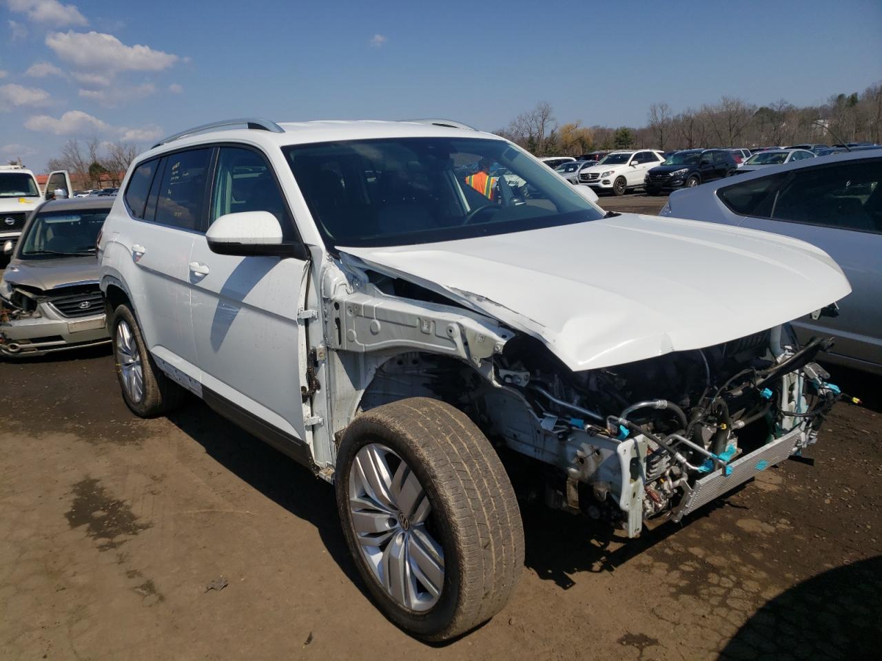 Photo 1 from auction – 2019 VOLKSWAGEN ATLAS SE with VIN 1V2UR2CA4KC596012