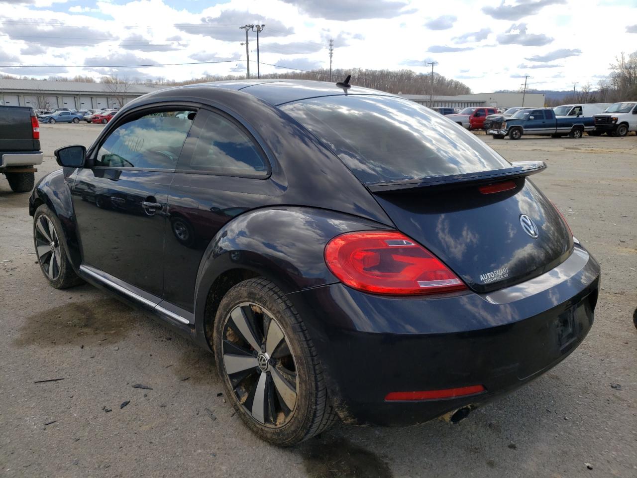 Photo 3 from auction – 2012 VOLKSWAGEN BEETLE TUR with VIN 3VW467AT4CM646447
