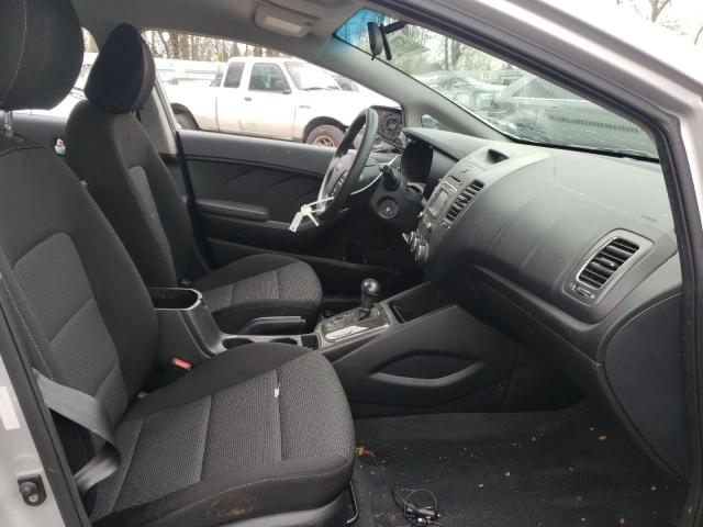 Photo 5 from auction – 2018 KIA FORTE LX with VIN 3KPFK4A74JE273247