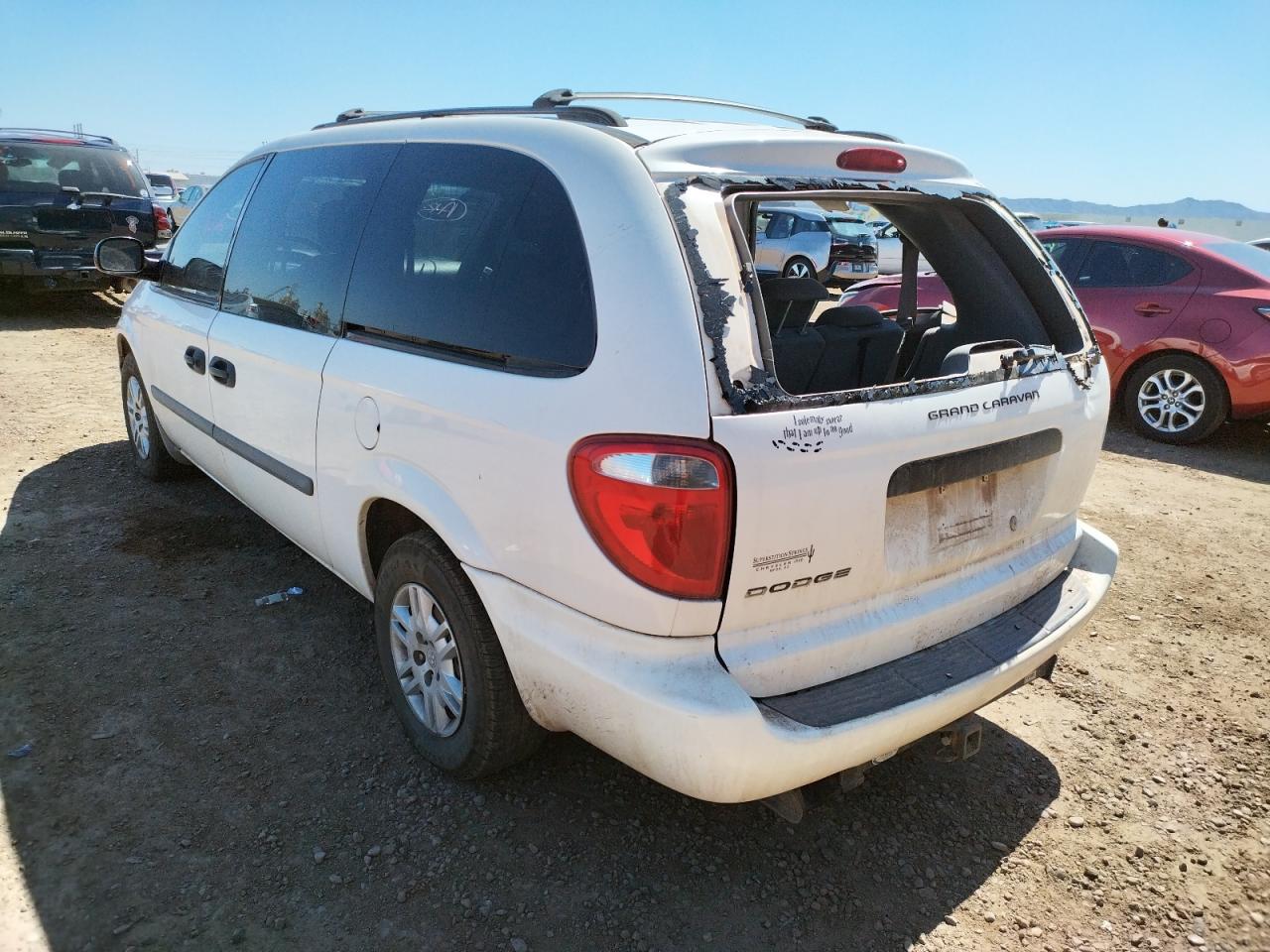 Photo 3 from auction – 2007 DODGE GRAND CARA with VIN 1D4GP24R17B124228