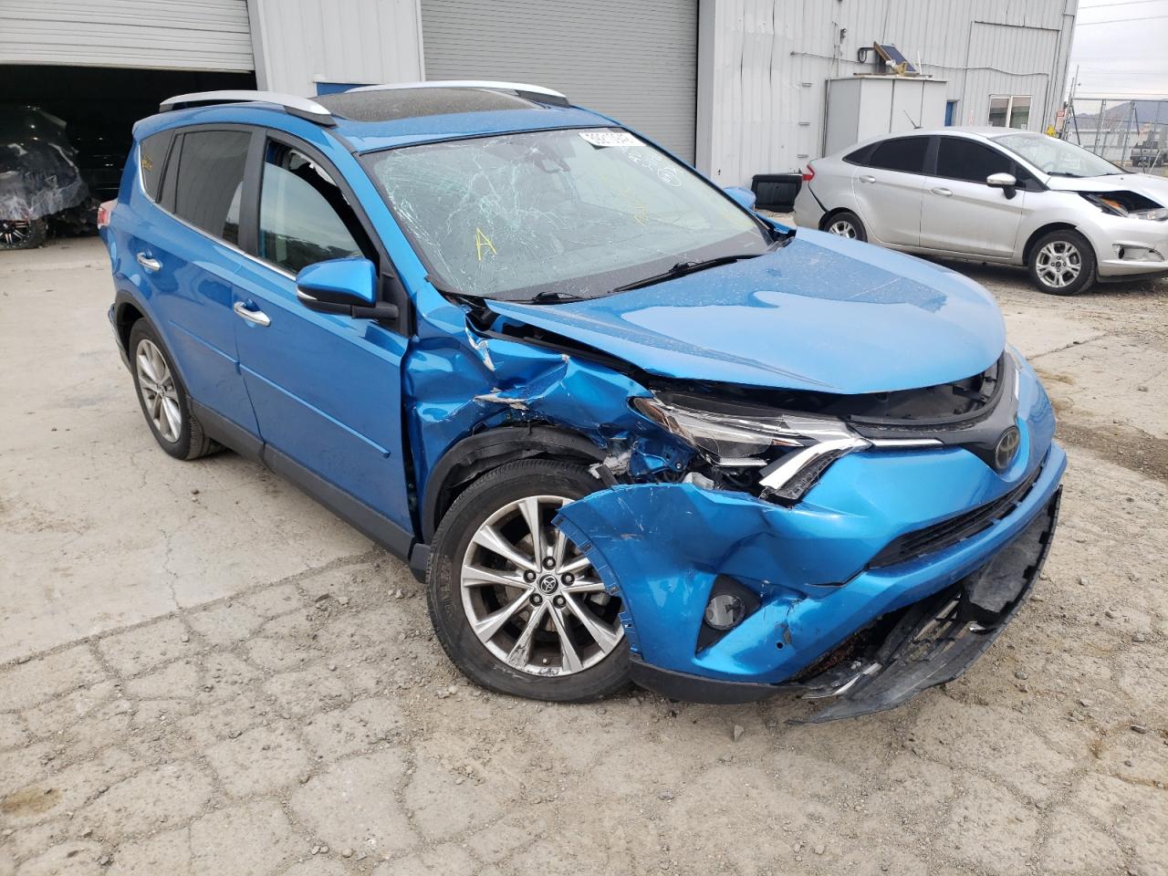 TOYOTA RAV4 LIMIT 2016 with VIN 2T3DFREVXGW511049 - Photo from auction
