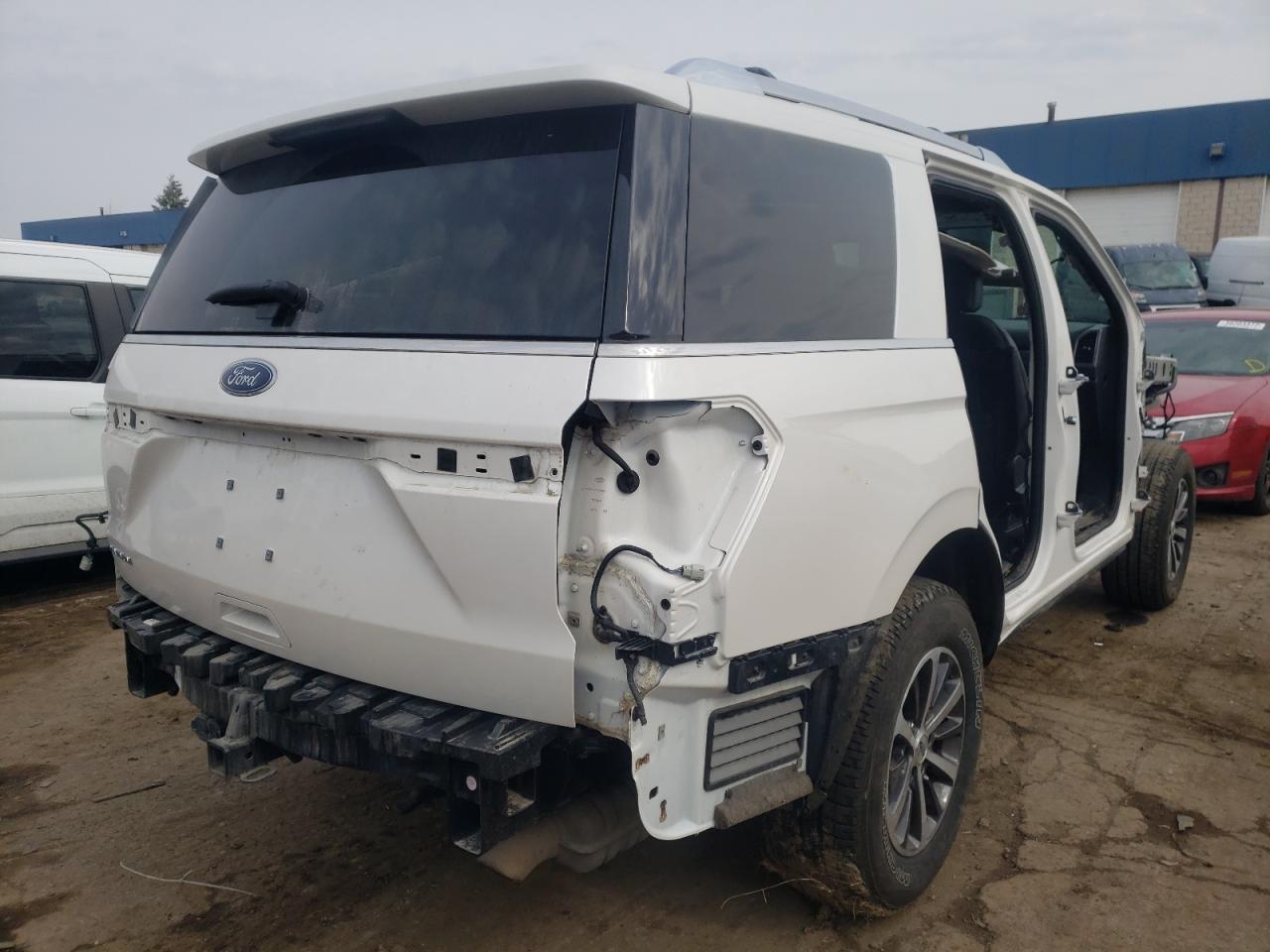 Photo 4 from auction – 2019 FORD EXPEDITION with VIN 1FMJU1MT2KEA81247