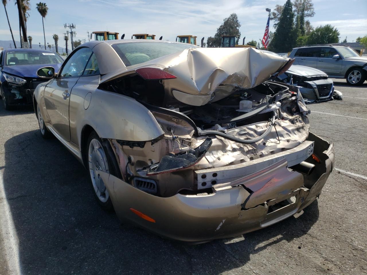 Photo 3 from auction – 2003 LEXUS CT 200 H with VIN JTHFN48Y130043987