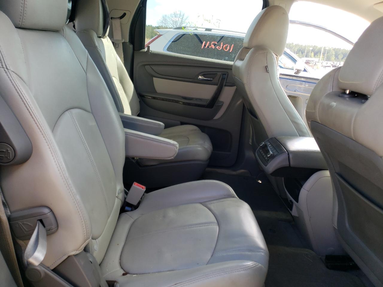 Photo 6 from auction – 2014 GMC ACADIA SLT with VIN 1GKKRRKD7EJ120824