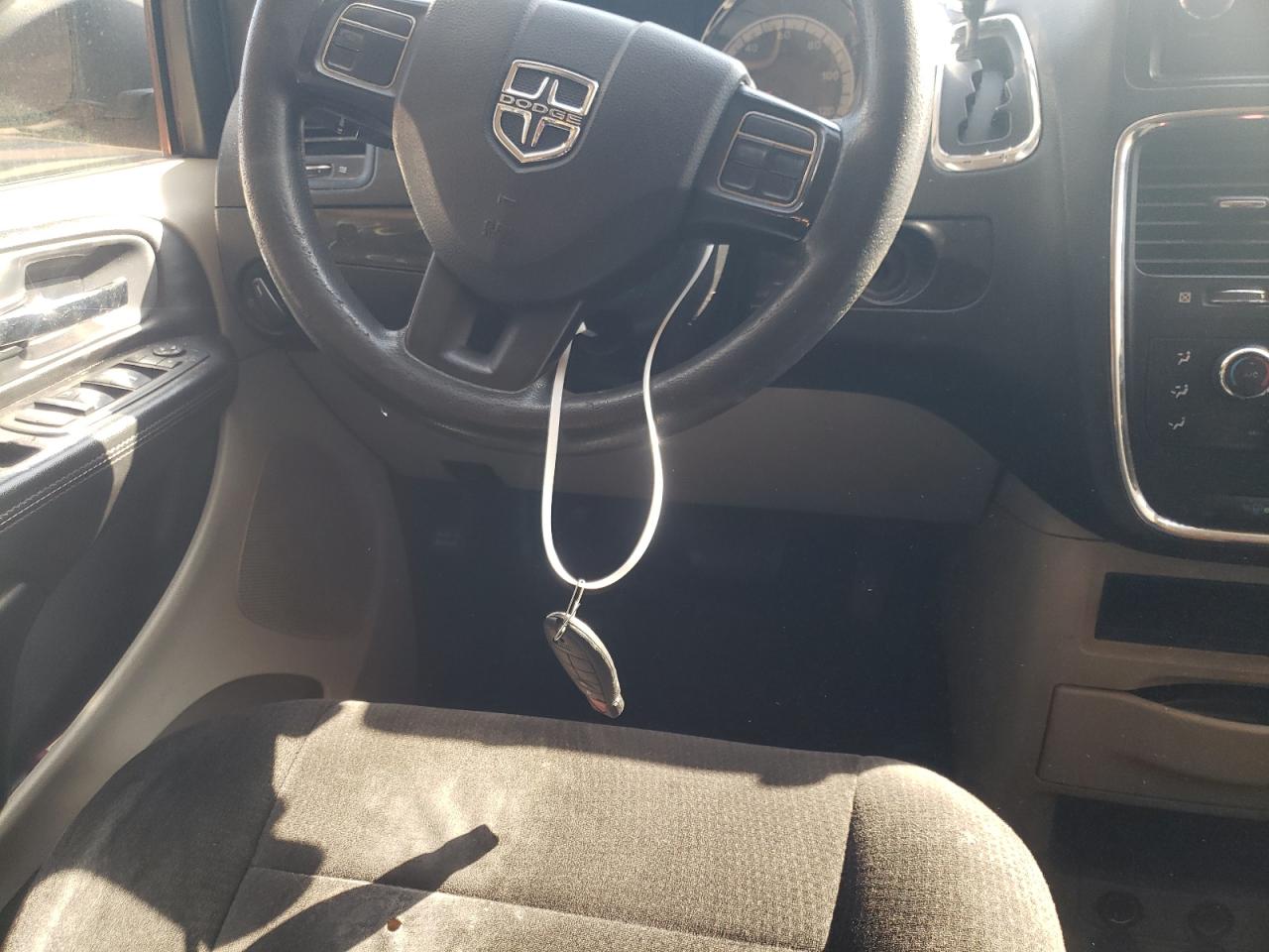 Photo 10 from auction – 2013 DODGE GRAND CARA with VIN 2C4RDGCG8DR522061