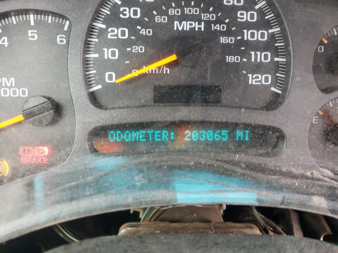 Photo 8 from auction – 2003 CHEVROLET SILVERADO with VIN 1GCEK19T63E130374