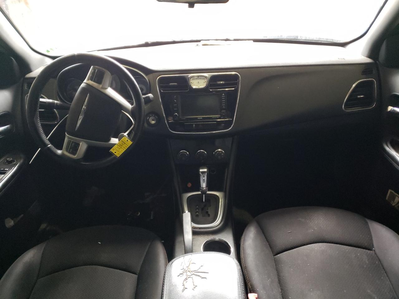Photo 9 from auction – 2012 CHRYSLER 200 TOURIN with VIN 1C3CCBBB0CN213394