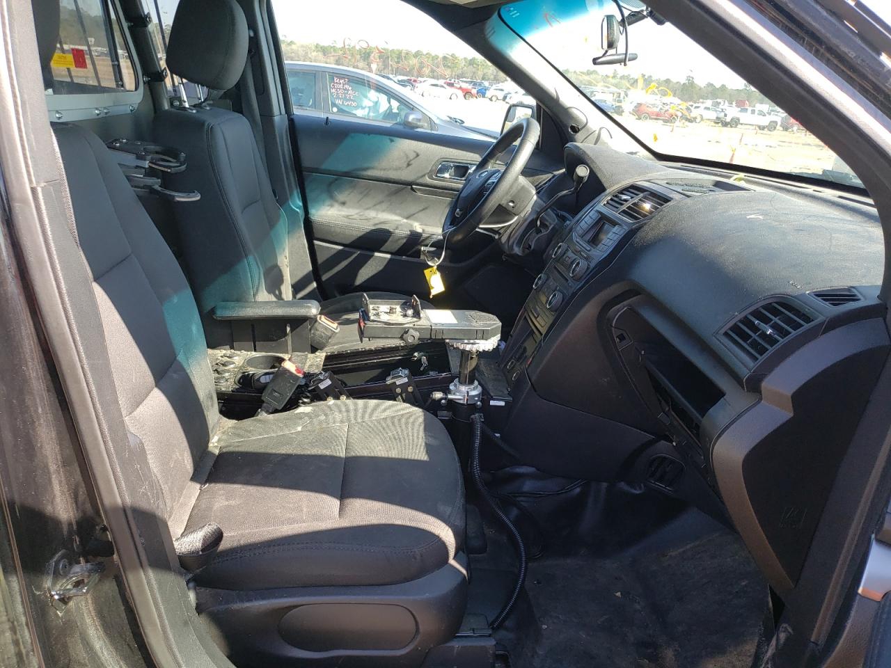 Photo 5 from auction – 2017 FORD EXPLORER P with VIN 1FM5K8AR5HGA36096
