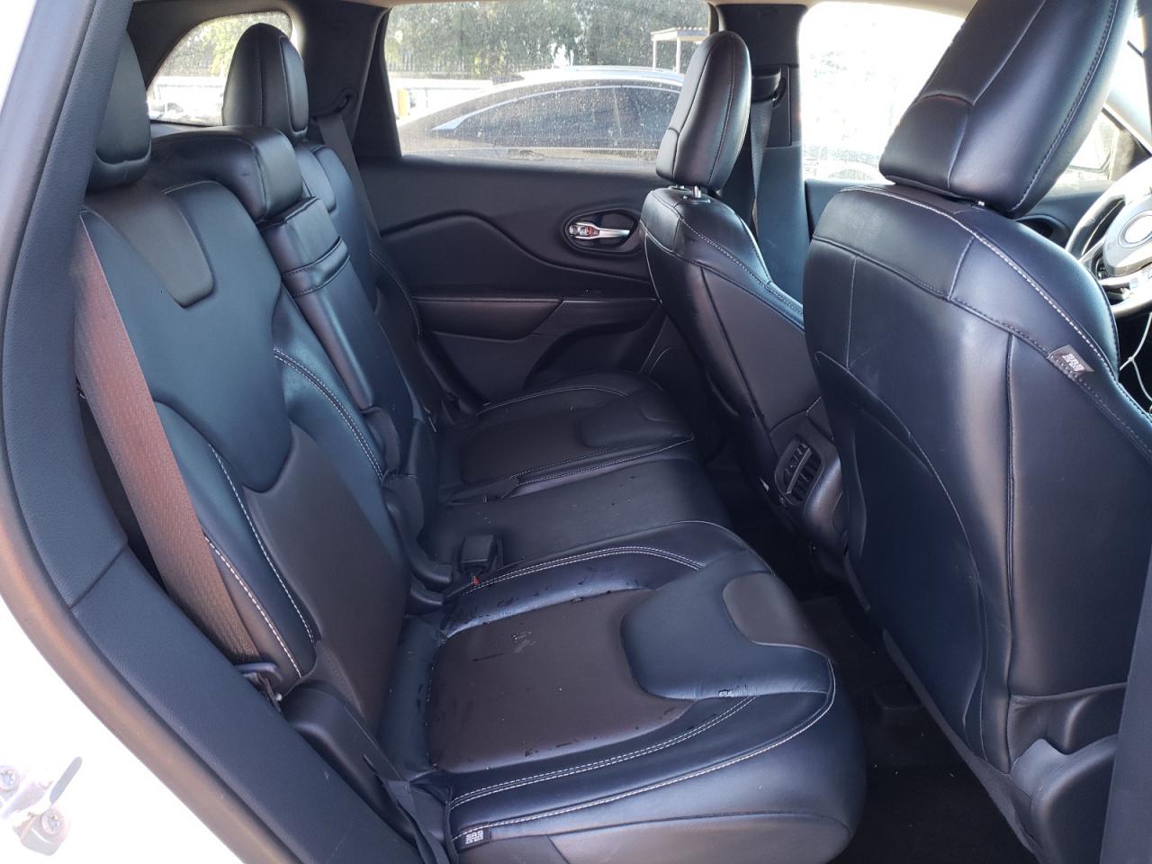 Photo 6 from auction – 2015 JEEP CHEROKEE L with VIN 1C4PJMDBXFW739770