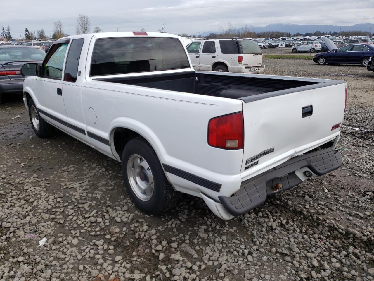 Photo 3 from auction – 2001 GMC SONOMA with VIN 1GTCS19W818215391