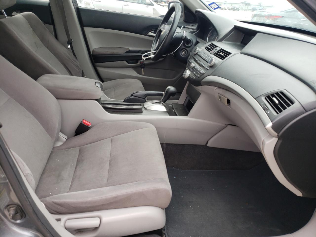 Photo 5 from auction – 2012 HONDA ACCORD LX with VIN 1HGCP2F35CA017611