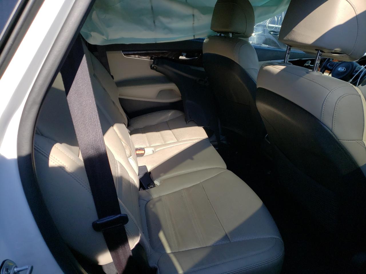 Photo 6 from auction – 2017 KIA SORENTO EX with VIN 5XYPHDA59HG185437