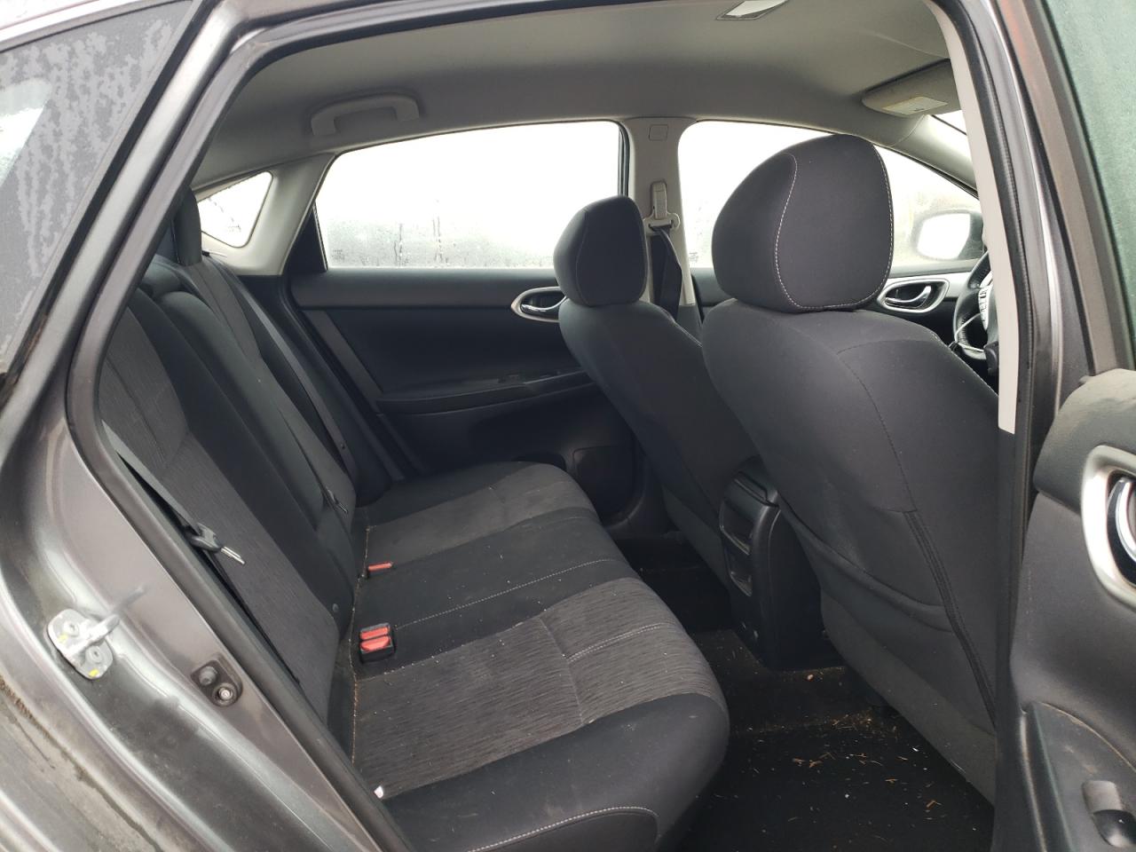 Photo 6 from auction – 2015 NISSAN SENTRA S with VIN 3N1AB7AP9FL659809