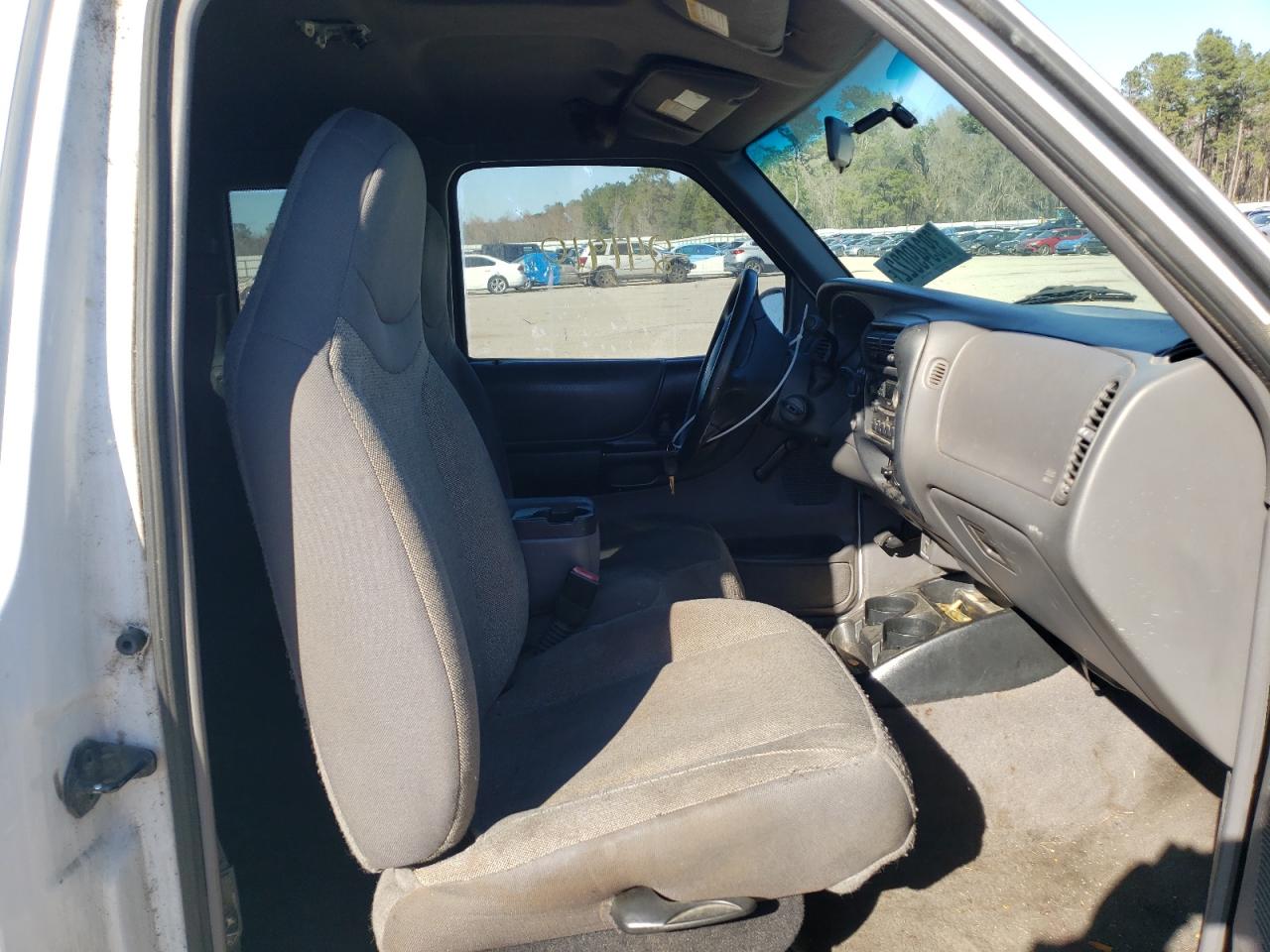 Photo 5 from auction – 2002 FORD RANGER SUP with VIN 1FTZR15E12PA83617