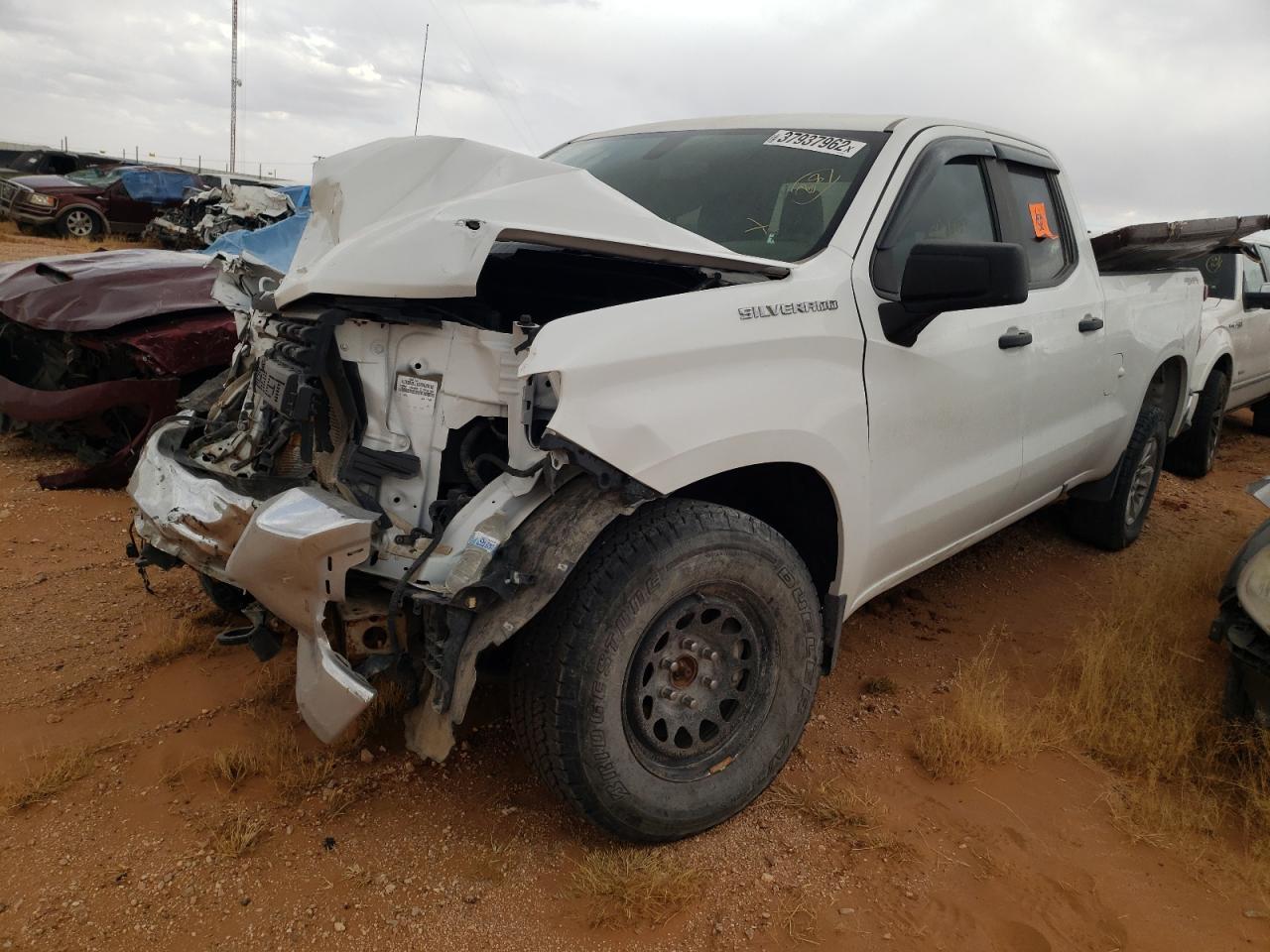 Photo 9 from auction – 2019 CHEVROLET SILVERADO with VIN 1GCRYAEH0KZ230897