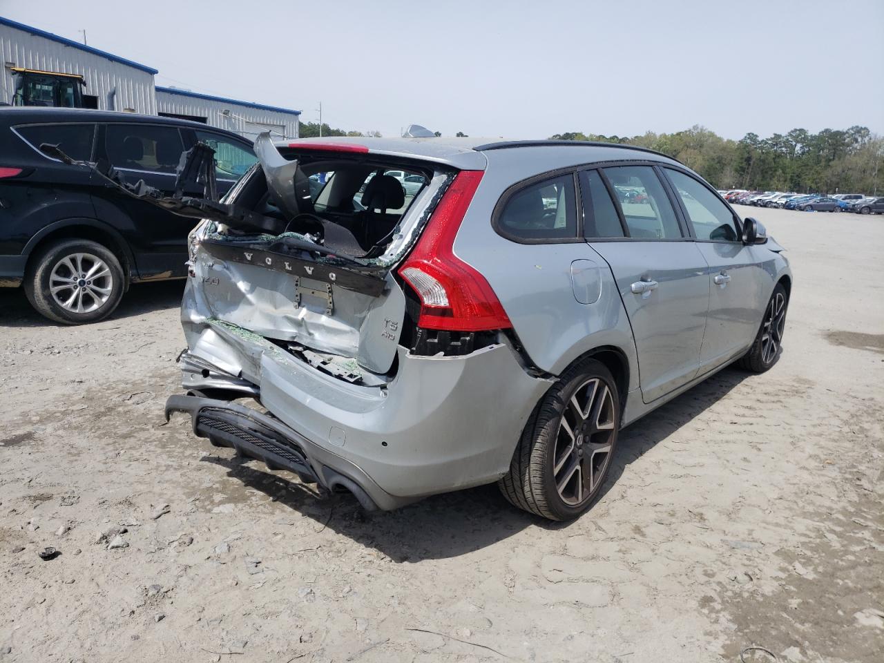 Photo 4 from auction – 2018 VOLVO V60 T5 DYN with VIN YV140MSL4J2408081