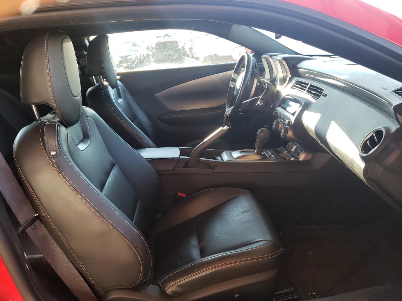 Photo 5 from auction – 2011 CHEVROLET CAMARO LT with VIN 2G1FC1ED1B9108650