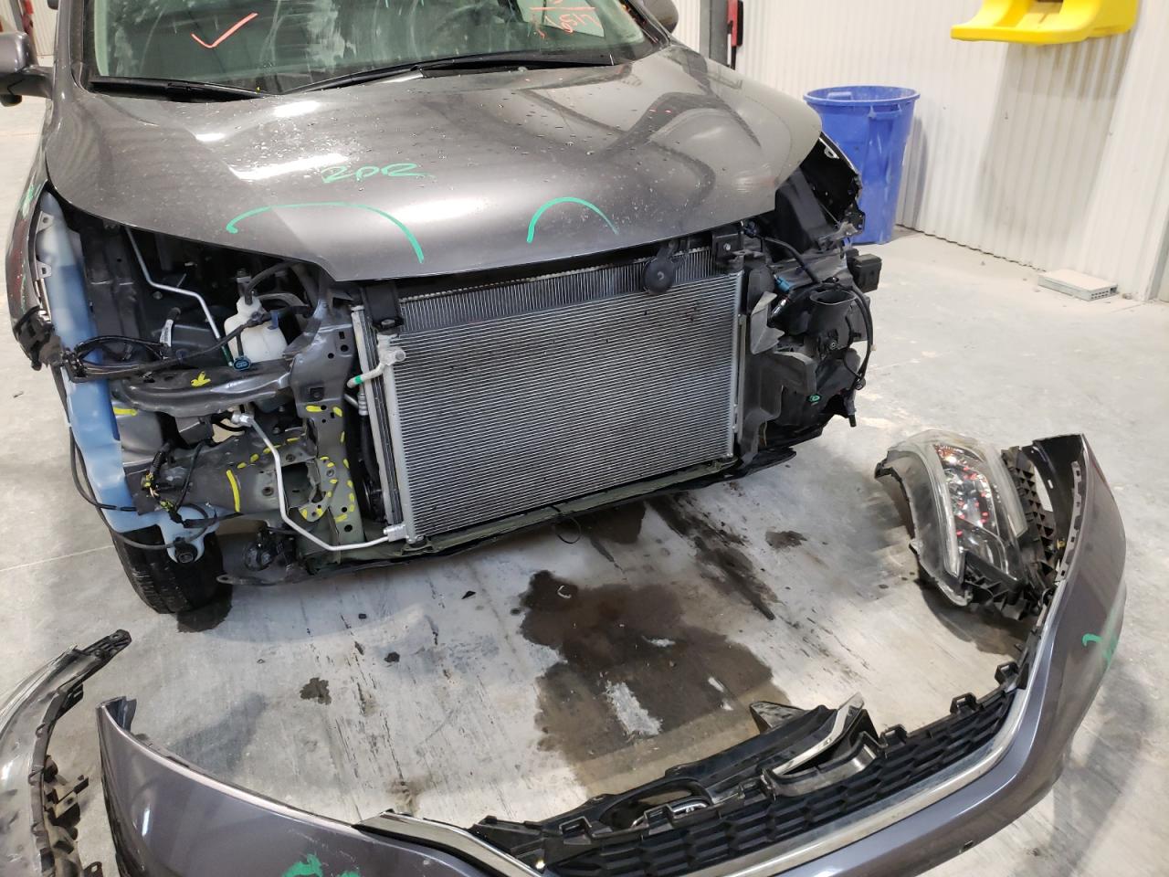 Photo 9 from auction – 2016 HONDA CR-V EX with VIN 2HKRM4H54GH636517