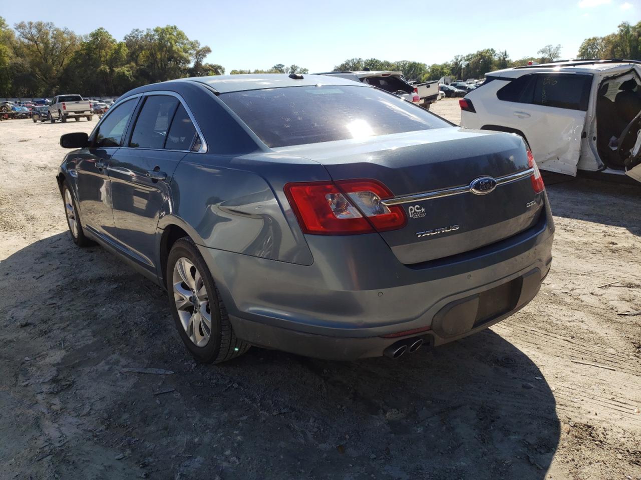 Photo 3 from auction – 2010 FORD TAURUS SEL with VIN 1FAHP2EW7AG159006