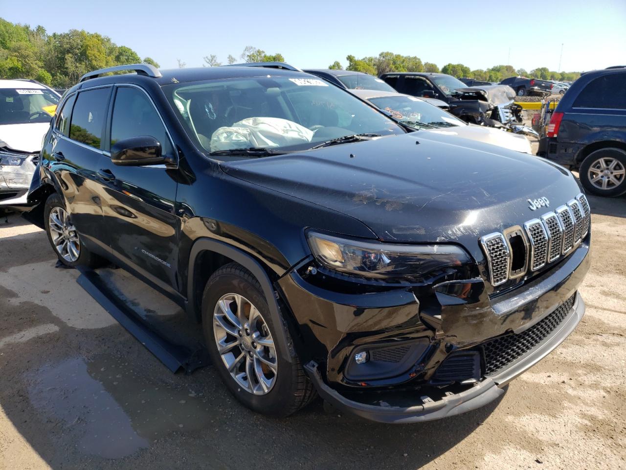 Photo 1 from auction – 2019 JEEP CHEROKEE L with VIN 1C4PJMLBXKD112722