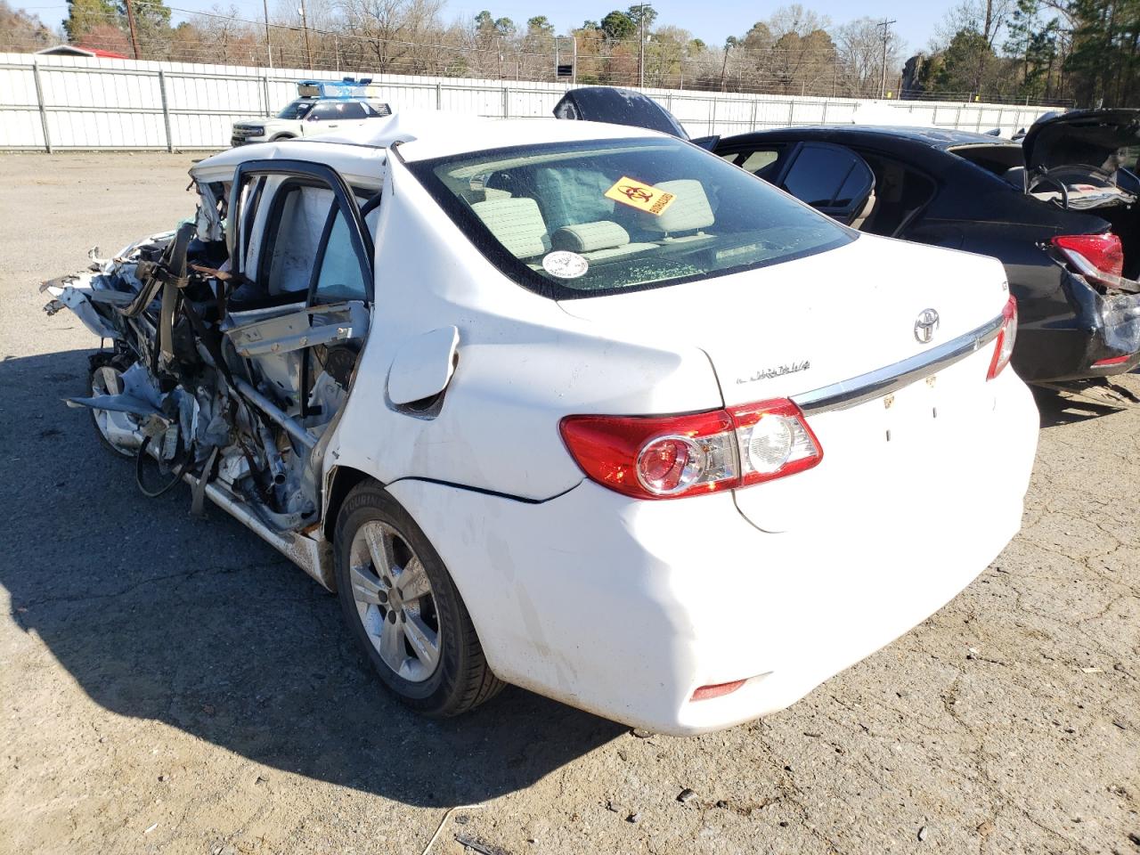 Photo 3 from auction – 2011 TOYOTA COROLLA BA with VIN JTDBU4EE3B9148831