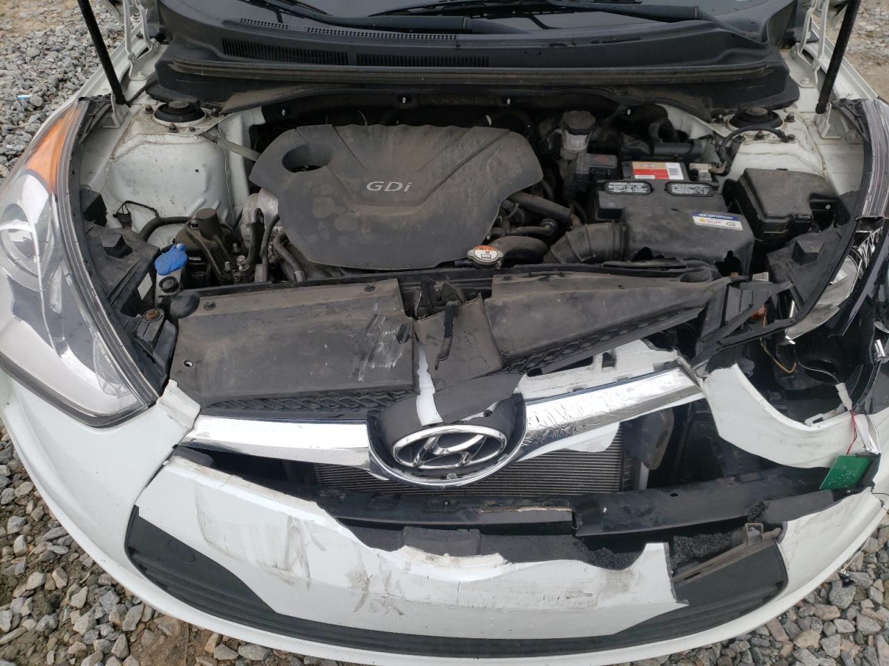 Photo 7 from auction – 2016 HYUNDAI VELOSTER with VIN KMHTC6AD3GU295988
