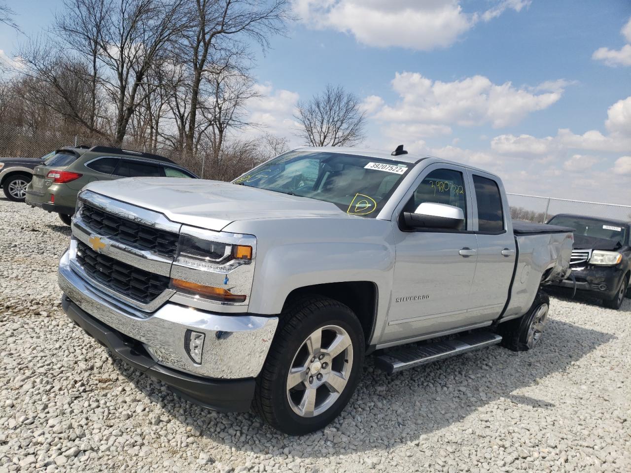 Photo 2 from auction – 2016 CHEVROLET SILVERADO with VIN 1GCVKREC6GZ251926